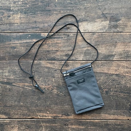 STANDARD SUPPLY / SLING PURSE M
