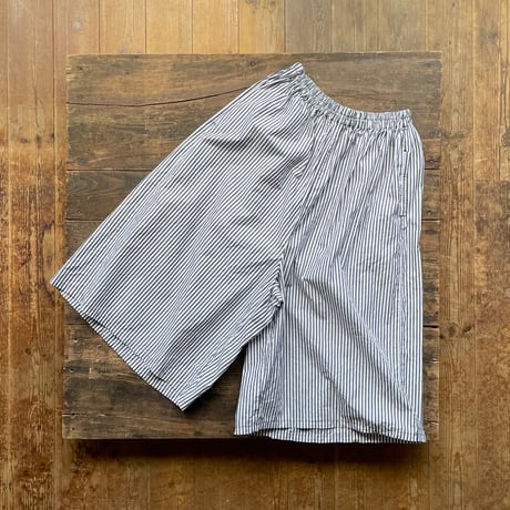homspun  タイプライター ギャザーキュロットパンツ