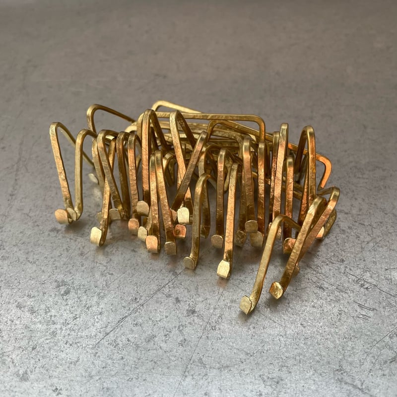 OJIKO WIRE WORKS / 真鍮ミニイーゼル | SEEP STORE OJIKO WIRE WORKS / 真鍮ミニイーゼル | SEEP STORE