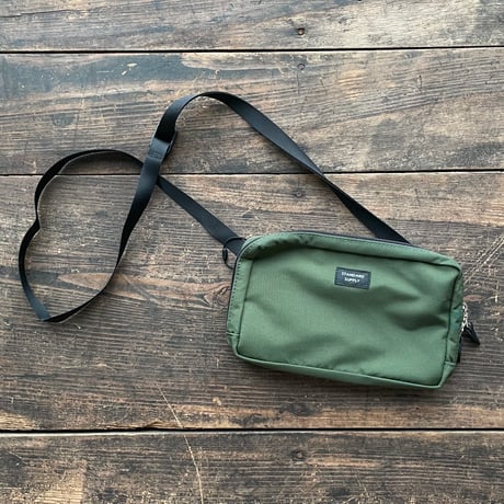 STANDARD SUPPLY / BODY PURSE