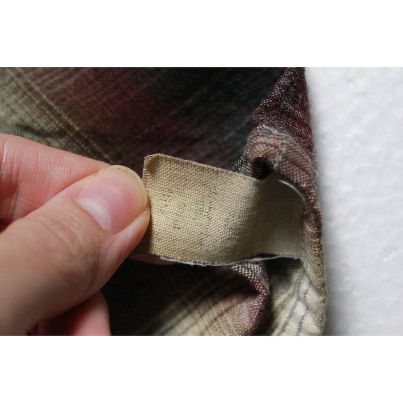 70's BARACUTA by VAN HEUSEN OMBRE PLAID PULLOV 70's BARACUTA by VAN HEUSEN OMBRE PLAID PULLOV