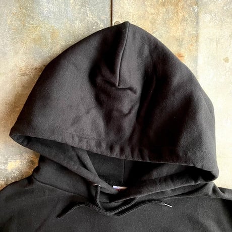 Celebration and Dance Hoodie C (コットン100%／ポケットレス) : photo by Junji Ishiguro