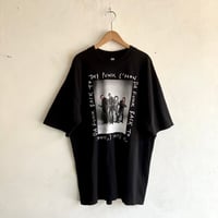 Celebration and Dance T-shirt C（ブラック） : photo by Junji Ishiguro