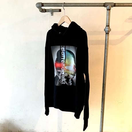 Celebration and Dance Hoodie C (コットン100%／ポケットレス) : photo by Junji Ishiguro