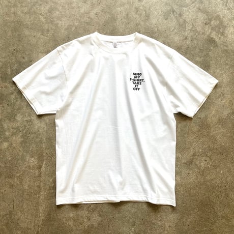 SING MY T-SHIRT（ブルー×ブラック）: photo by 真田敬介