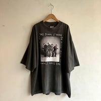 Celebration and Dance ドロップショルダーT-shirt B（シャドウ） : photo by Junji Ishiguro
