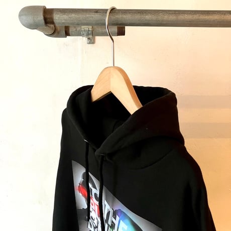 Celebration and Dance Hoodie D (コットン100%／ポケットレス) : photo by Junji Ishiguro