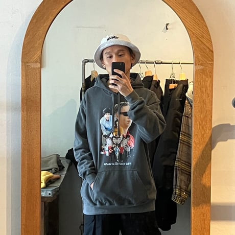 THE TIES THAT BIND Hoodie A（ペッパー）: photo by 三田正明