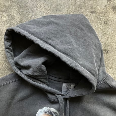 THE TIES THAT BIND Hoodie A（ペッパー）: photo by 三田正明