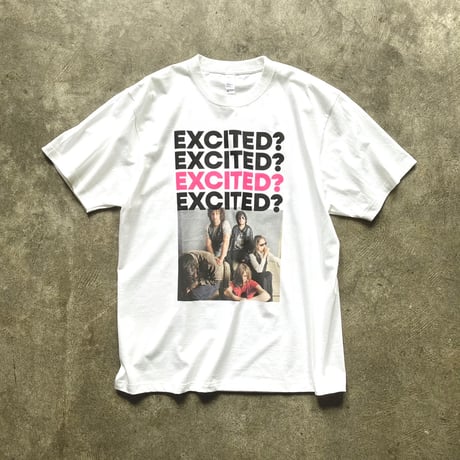 【30枚限定】EXCITED？ T-shirt（ピンク×ブラック）: photo by ジョディ浅野