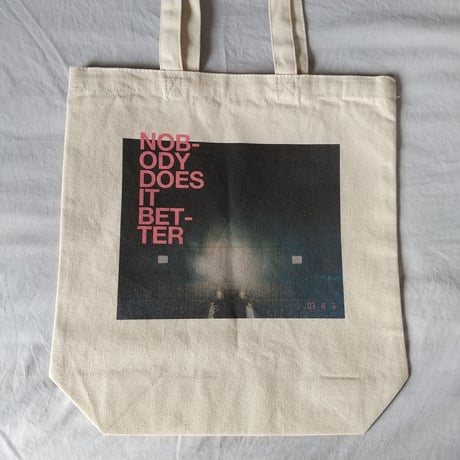 DONATION（寄付5,000円）→トートバッグ：NOBODY DOES IT BETTER （ピンク）