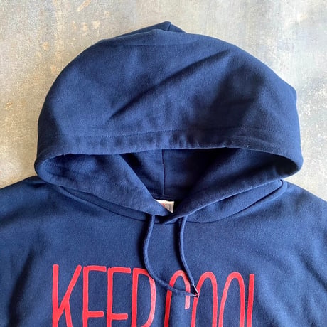 KEEP COOL BUT CARE Hoodie ネイビー×マルーン (コットン100%／ポケットレス)