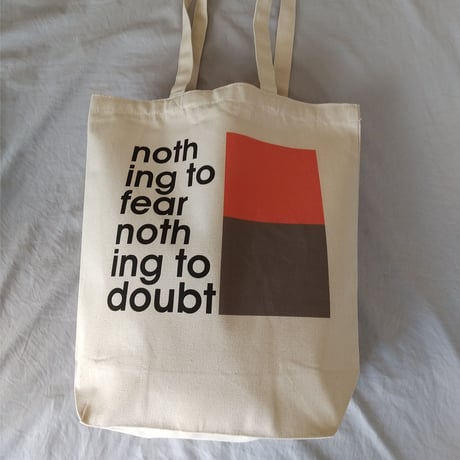 DONATION (寄付5,000円)→トートバッグ：nothing to fear nothing to doubt（レッド×グレー）