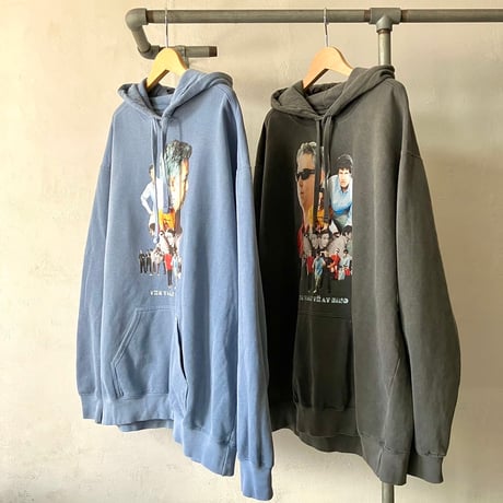 THE TIES THAT BIND Hoodie B（ブルージーン）: photo by 三田正明
