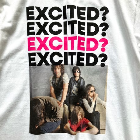 【30枚限定】EXCITED？ T-shirt（ピンク×ブラック）: photo by ジョディ浅野