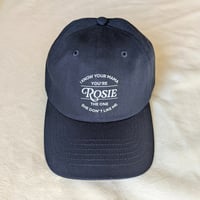 ROSIE YOU’RE THE ONE キャップ／プリント仕様（ネイビー）