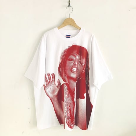 What you want？ T-shirt B : photo by yuri manabe