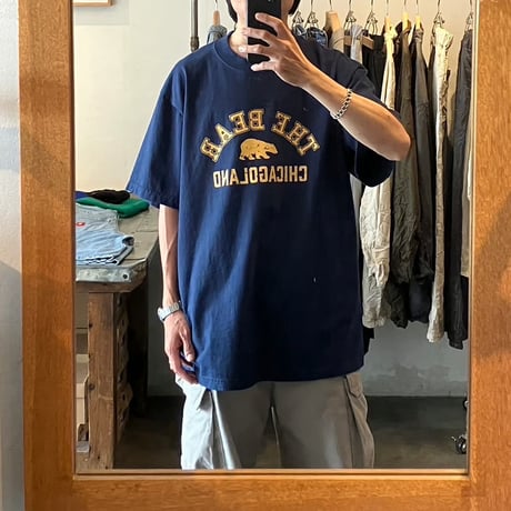 CHICAGOLAND T-shirt（ミッドナイトネイビー×マスタード）