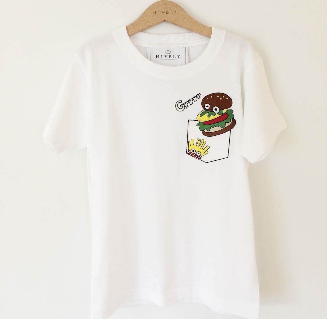 受注生産】MOS BURGER グラフィックTシャツ ホワイト&缶バッジセット