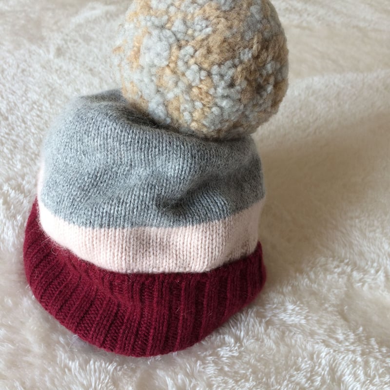 Misha & Puff ポンポン付きニット帽 ピンク Misha & Puff ポンポン付きニット帽 ピンク Misha & Puff