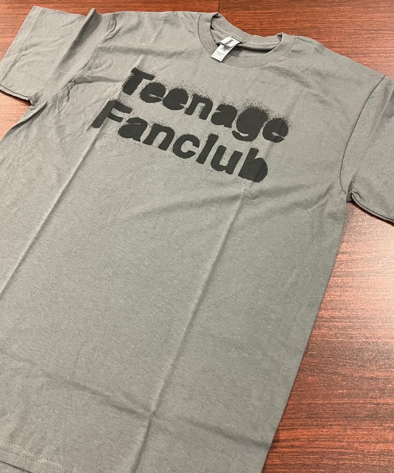 TEENAGE FANCLUB : SPRAY LOGO Graphite (ユニセックス TEENAGE FANCLUB : SPRAY LOGO Graphite (ユニセックス