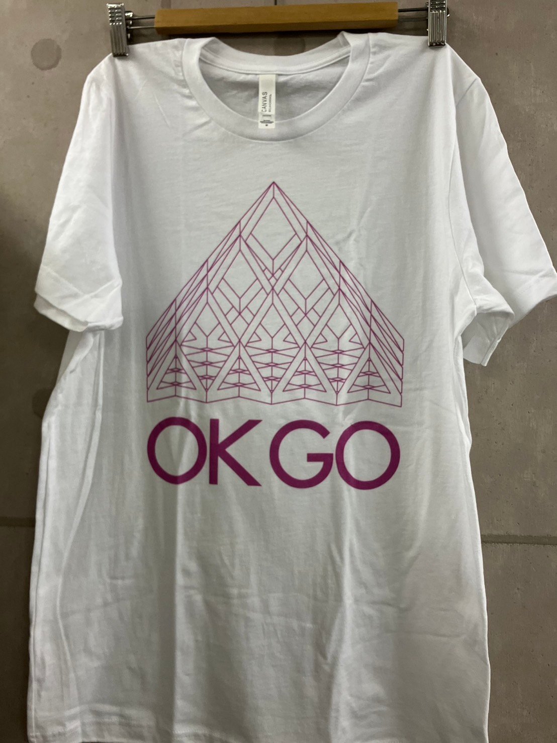 OK GO : Pyramid Logo (ユニセックス 海外輸入バンド