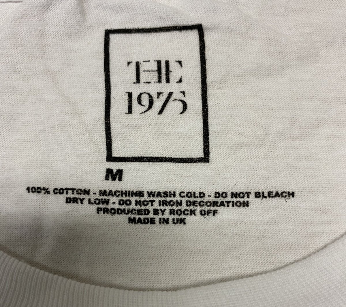 the 1975    Tシャツ　she’s American  Sサイズ