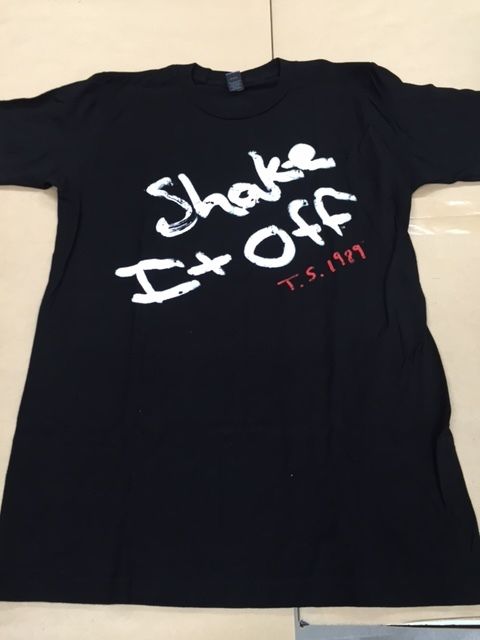 TAYLOR SWIFT : shake it off (ユニセックス バンドTシャツ)【HV...