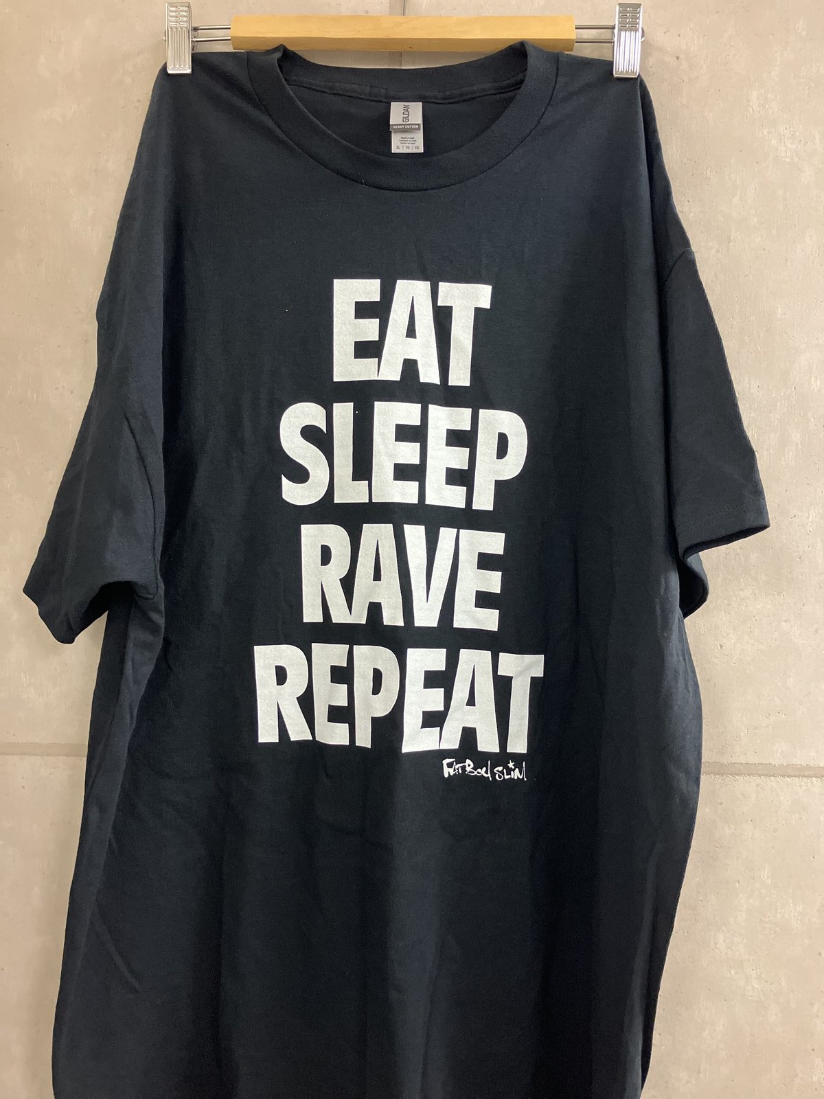 Camiseta Sin Mangas Oficial Fatboy Slim - Estampado Eat Sleep Rave Repeat, Corte Clásico, Algodón