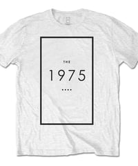 THE 1975 : logo white (ユニセックス バンドTシャツ)　 【HV02-T01-08-S～XL】