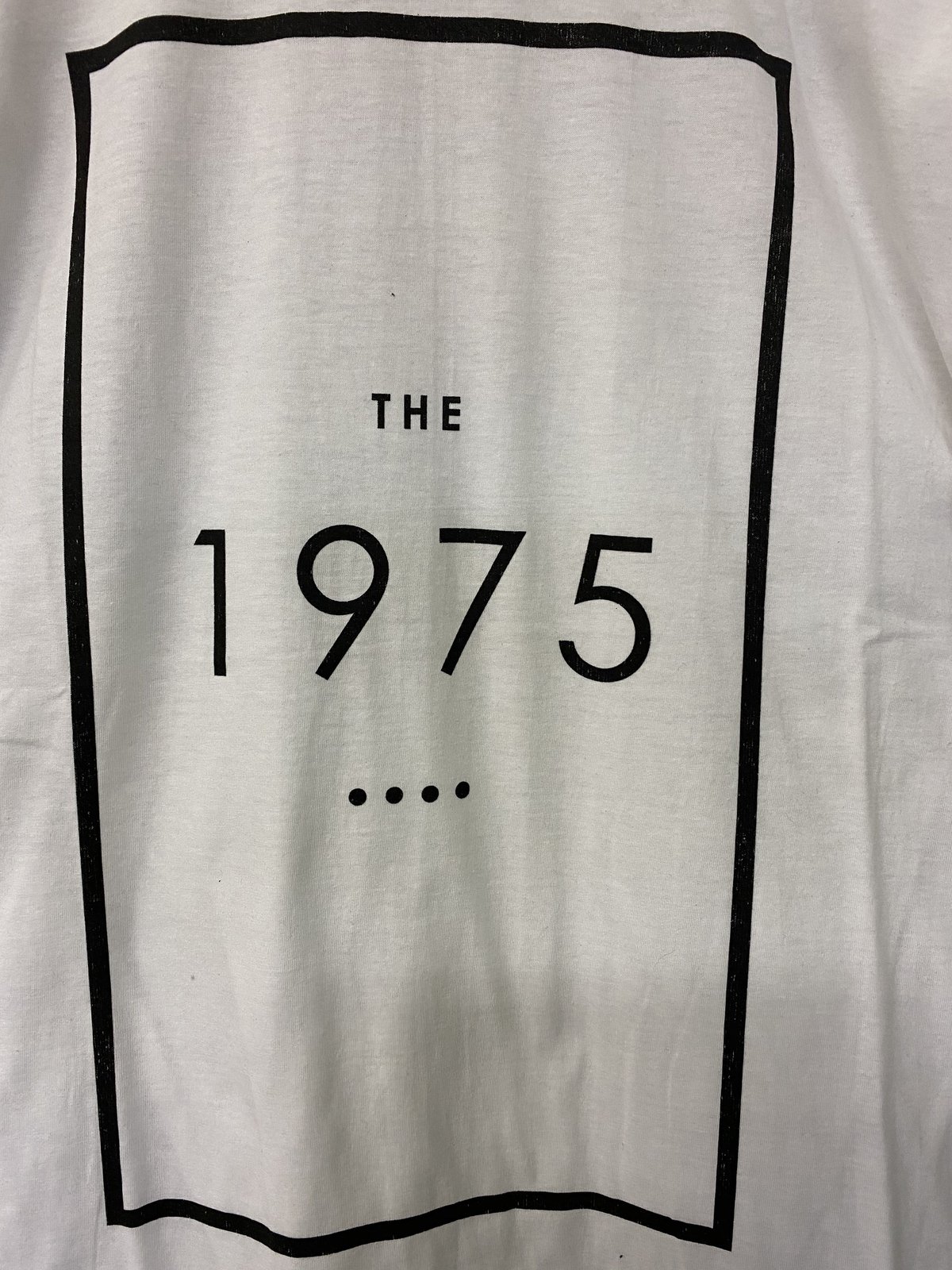 THE 1975 : logo white (ユニセックス 海外輸入バンド アーティスト Tシ...