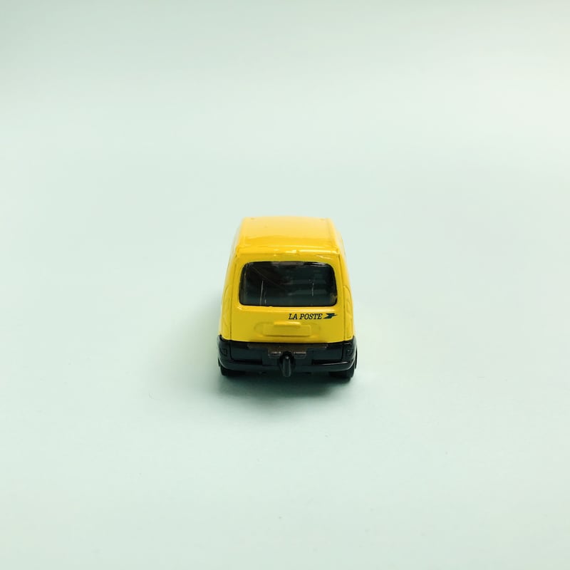 【レア日本未入荷】ルノー　カングー　LA POSTE ミニカー　フランス郵便局 レア日本未入荷】ルノー カングー LA POSTE ミニカー フランス郵便局