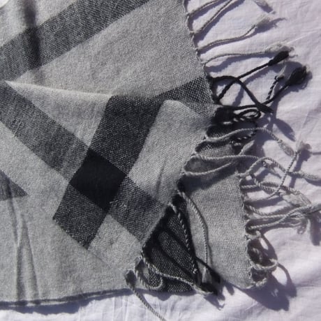 15：カシミア手織りストール