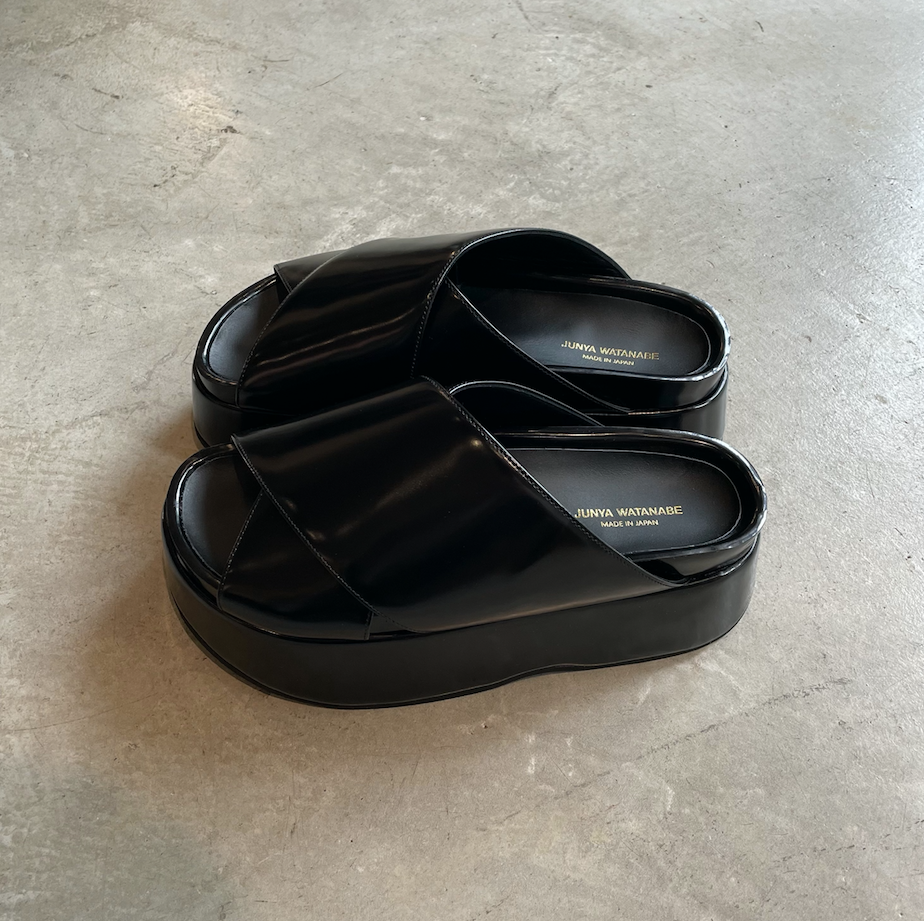 JUNYA WATANABE クロスストラップ プラットフォーム サンダル JUNYA WATANABE クロスストラップ プラットフォーム サンダル
