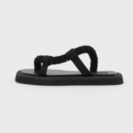 Hender Scheme "curvaceous"