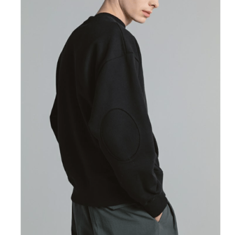 CINOH      HELENEスウェットエルボーパッチディテールPO[BLACK]