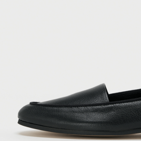 Hender Scheme      oval moca