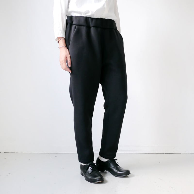 NO CONTROL AIR ポリエステル・バルキー二重編ニットパンツ サイズ4 NO