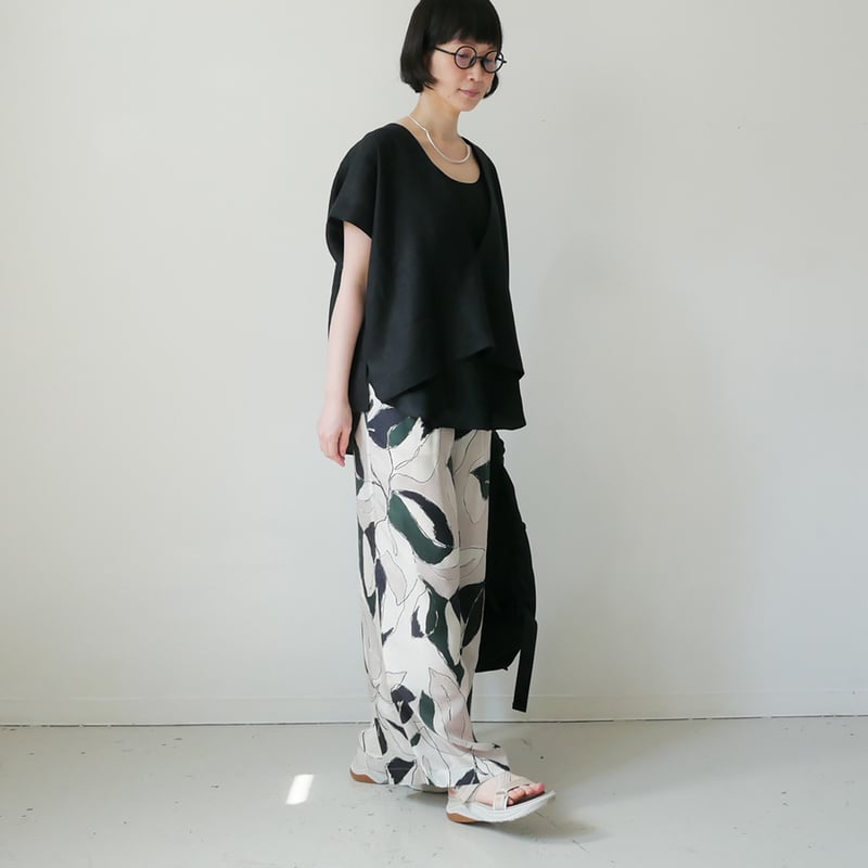 SACRA｜サクラ ｜リーフ柄ワイドパンツ｜MODERN LEAVES PANTS｜12621