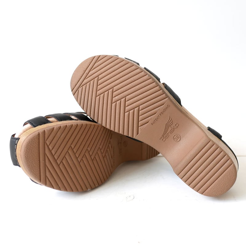DANSKO｜ダンスコ｜Brie Oiled Pull Up｜ブリー｜071600｜ BLA