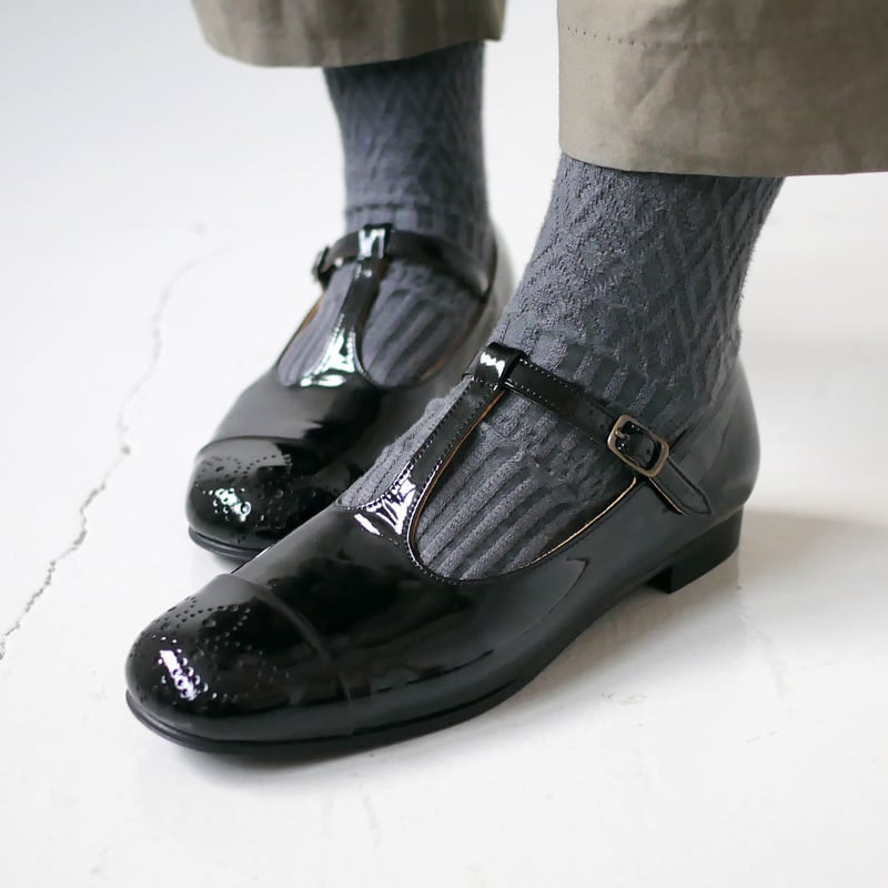 chausser|ショセ|キルト付き Tストラップシューズ|C-2266|BLACK