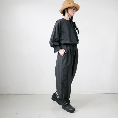 qiri｜キリ｜embroidery jacquard gather pants｜チャコール