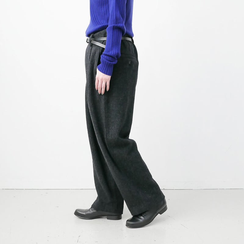 UNIVERSAL TISSU｜ティシュ｜オリジナルウールへリンボンパンツ