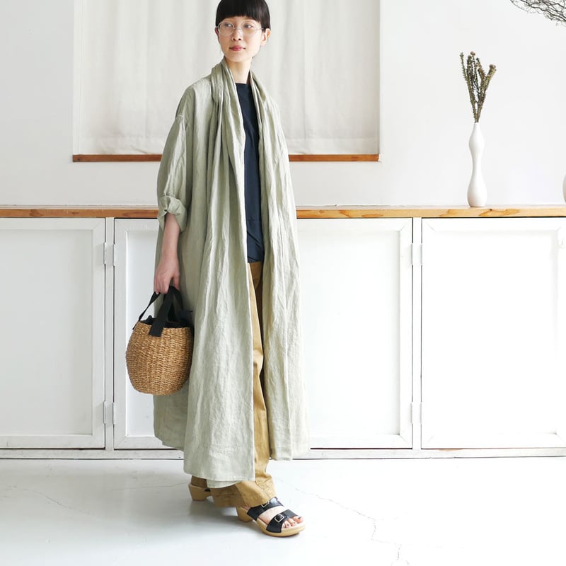 UNIVERSAL TISSU ユニヴァーサルティシュ｜ オリガミガウン