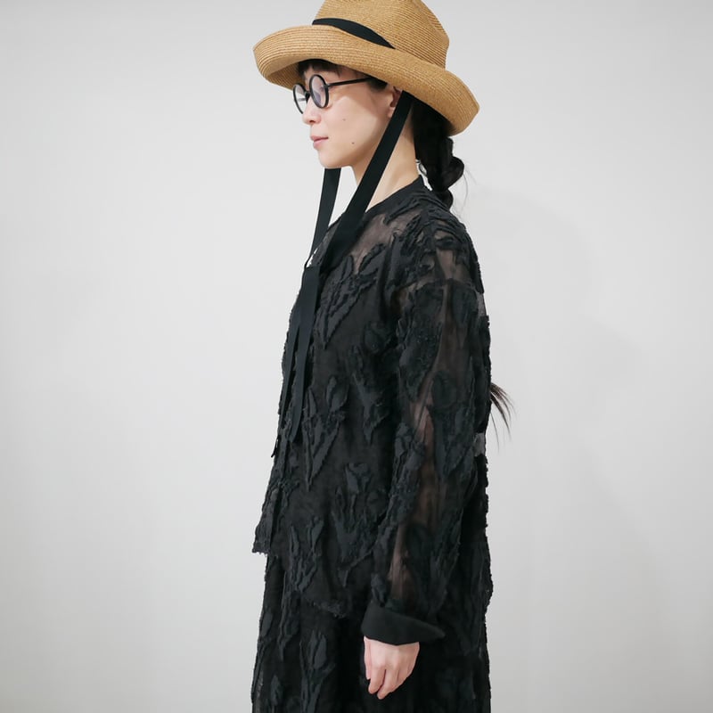 qiri ｜キリ｜tulip lace jacquard ブラウス｜Black | GOUAC