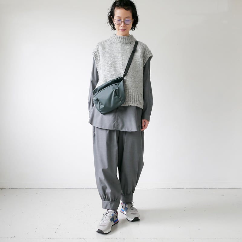 comm.arch.｜コム・アーチ｜Hand Framed Chunky Mock Vest｜