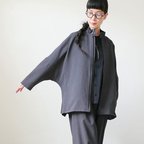 NO CONTROL AIR｜ノーコントロールエアー｜オクタグラムポリエステル・艶消平織ZIP スタンドカラー ブルゾン｜DR_NC0801BN｜DARK GREY MIX/BLACK