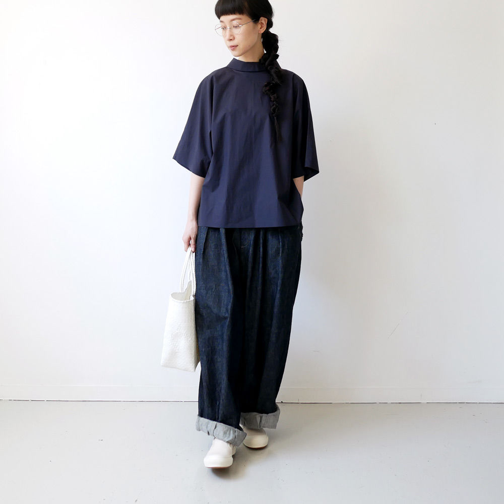 SACRA｜サクラ ｜バックプリーツPOブラウス｜120120031｜NAVY | GOUAC