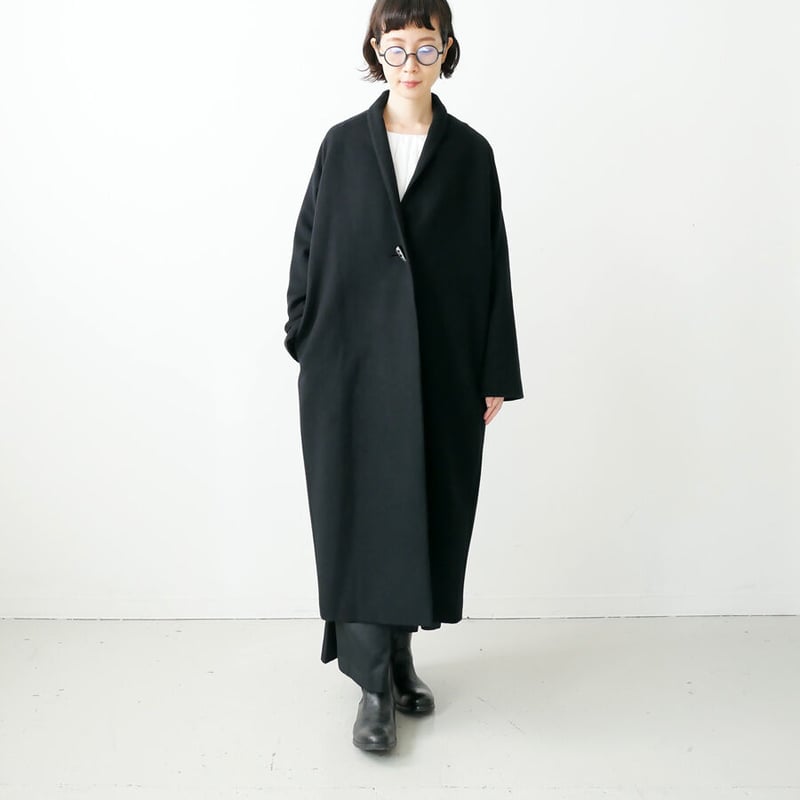 SI-HIRAI｜スーヒライ｜NO COLLAR COAT｜CHAW24-4218｜BLACK