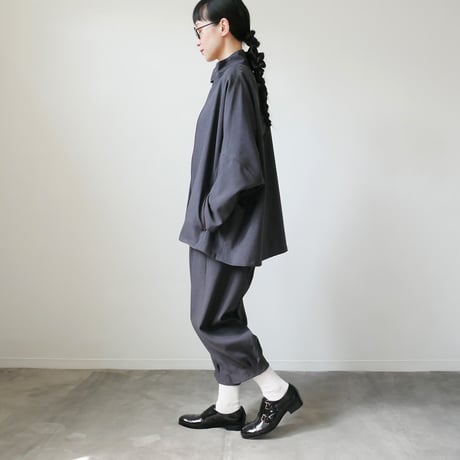 NO CONTROL AIR｜ノーコントロールエアー｜オクタグラムポリエステル・艶消平織ZIP スタンドカラー ブルゾン｜DR_NC0801BN｜DARK GREY MIX/BLACK